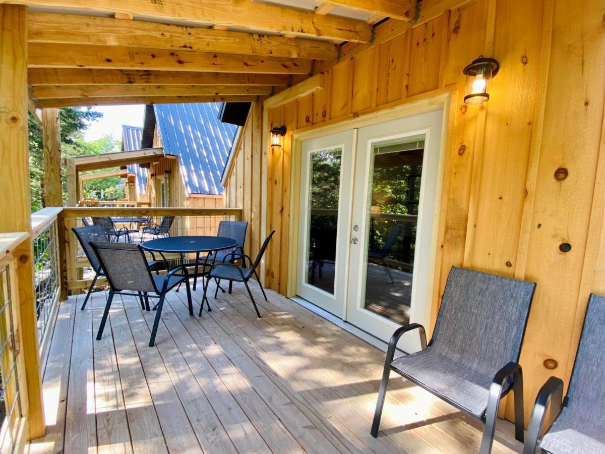 Calm Waters Resort Indian Point Exterior photo