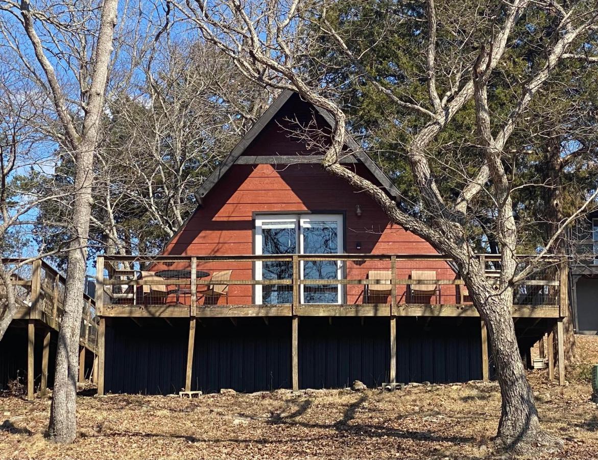 Calm Waters Resort Indian Point Exterior photo